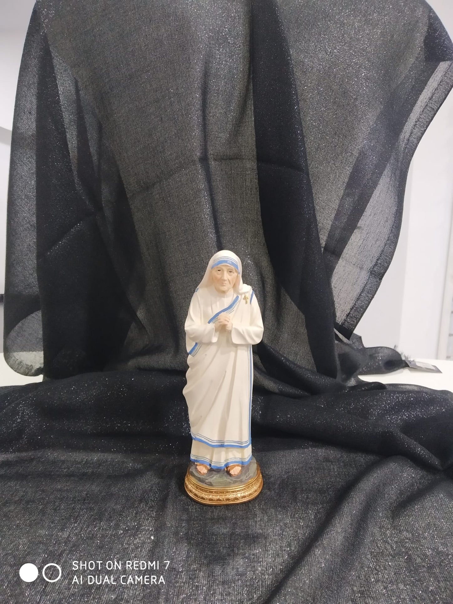Figura religiosa Santa Teresa de Calcuta 20cm.