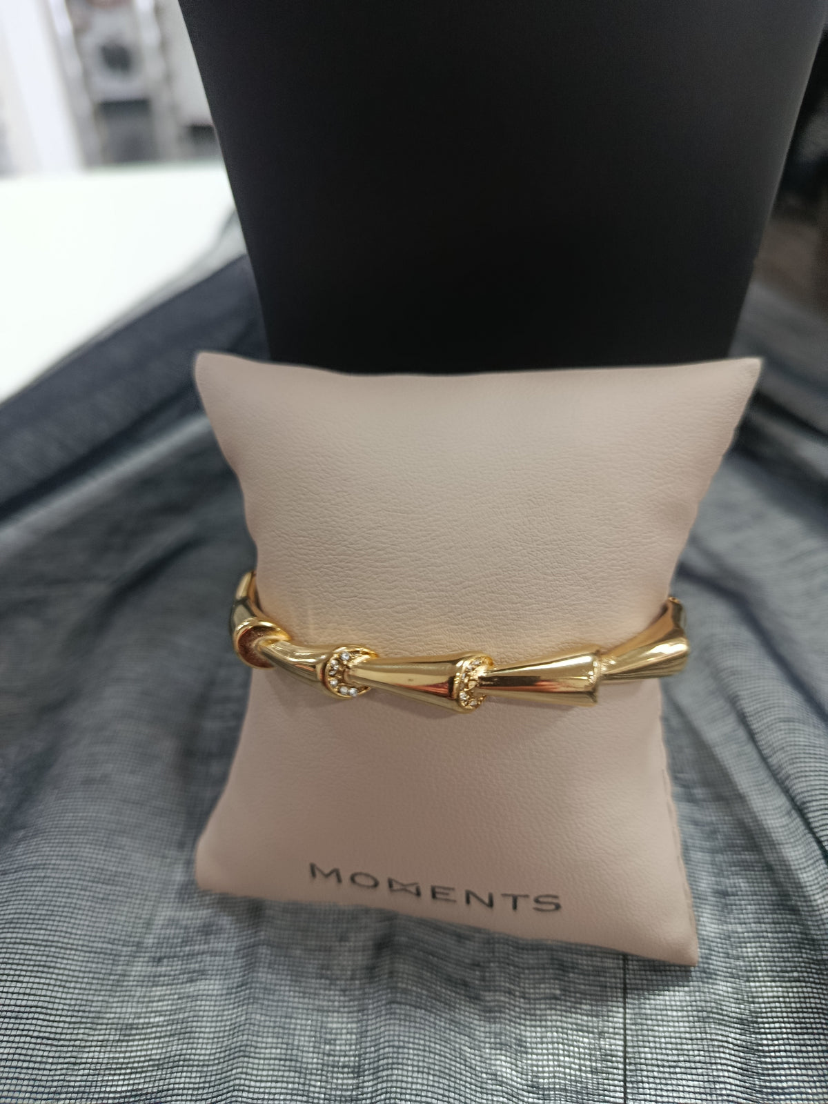 Brazalete acero rígido, dorado y plateado, Moments