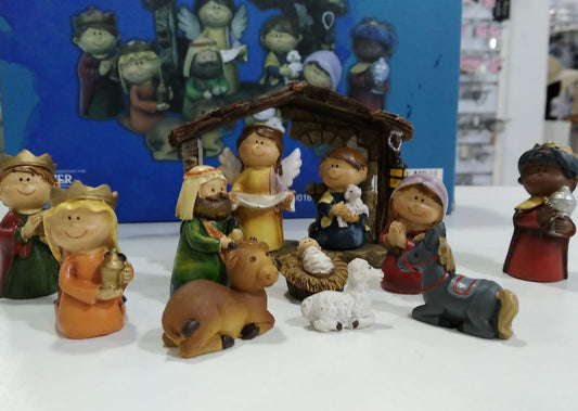 Figura religiosa Misterio 11 piezas + portal 8 cm.