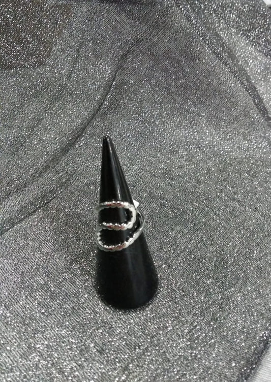 Anillos plateado de acero.