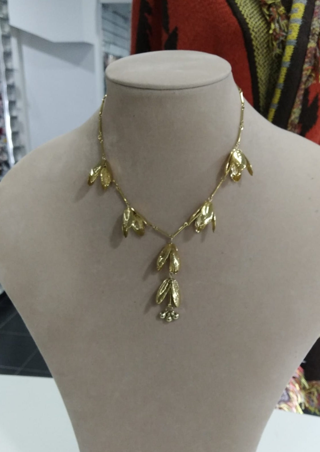 Gargantilla acero dorado