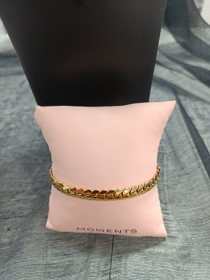 Pulsera acero dorado semirrígida