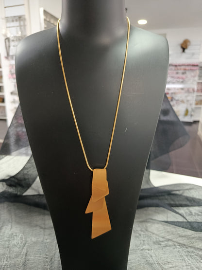 Colgante acero dorado ajustable