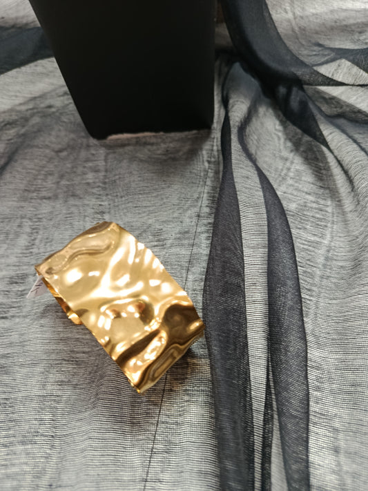 Brazalete acero dorado, rígido y abierto