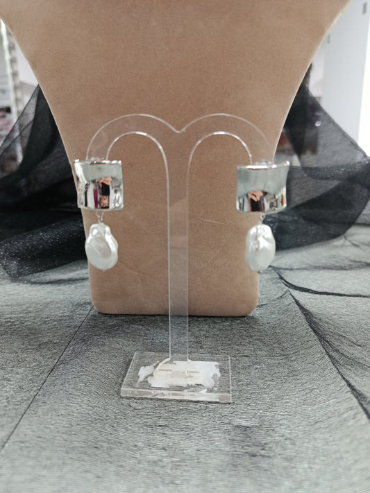 Pendientes acero plateado con perlas, Moments